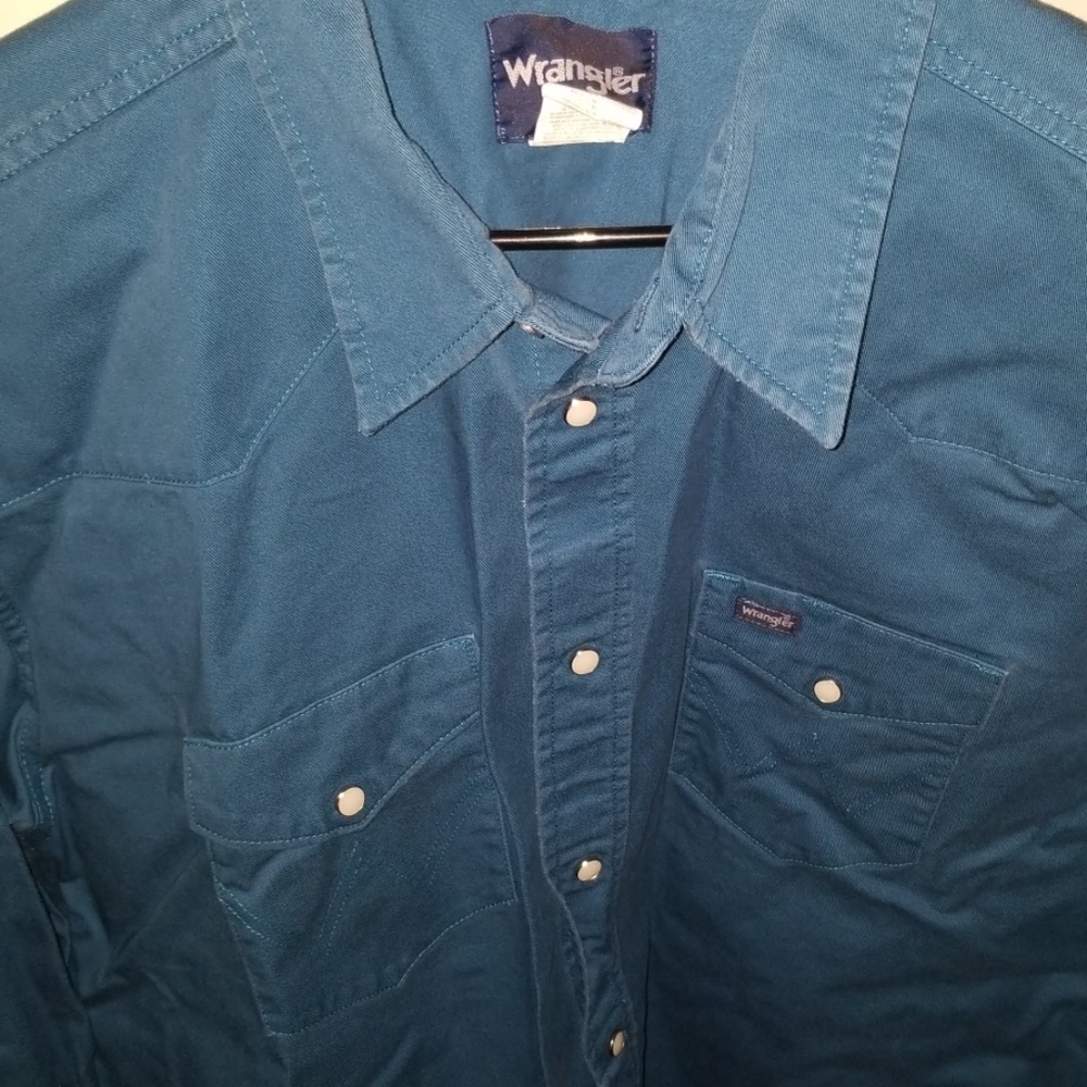 Wrangler Blue Long Sleeve w/ Snaps